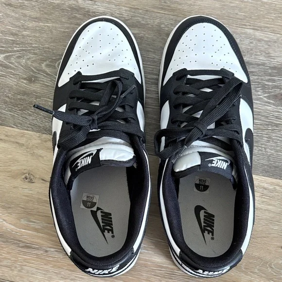 Nike Men's Panda Dunks Black and White Sneakers - Picture 4 of 11